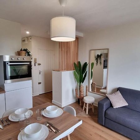 Cristal 2 Appartement Issoire Buitenkant foto