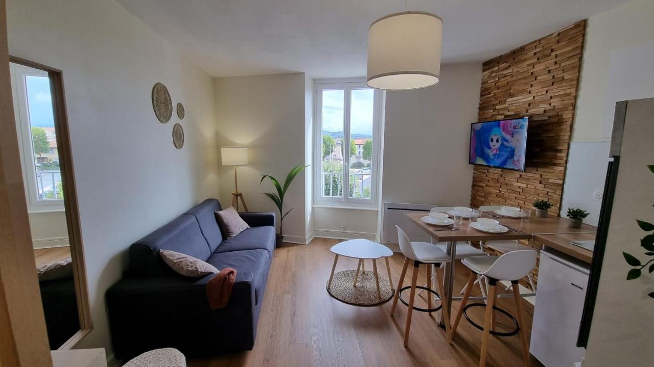 Cristal 2 Appartement Issoire Buitenkant foto