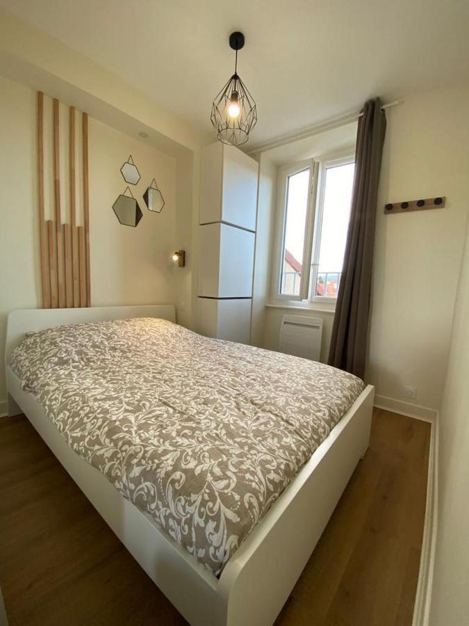 Cristal 2 Appartement Issoire Buitenkant foto